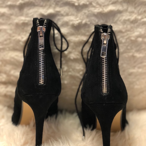 Steve Madden Cyder Suede Sandal - Picture 6 of 8